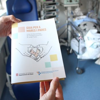 L’ATA col·labora en l’edició d’una guia per a pares i mares de la Unitat de Neonatologia de l’Hospital Trueta
