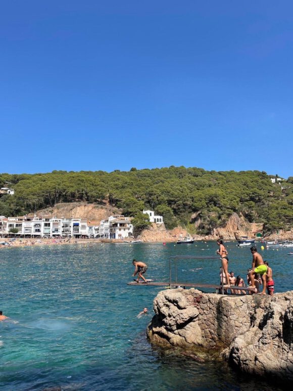 Els apartaments turístics gironins tanquen un juliol i agost amb ocupacions  superiors a les del 2019