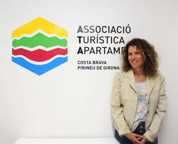 Esther Torrent, reelegida presidenta de l’ATA Esther Torrent, reelegida presidenta de l’ATA