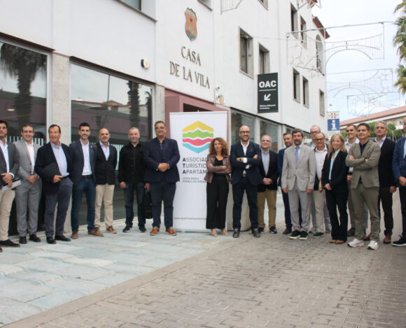 El sector turístic defensa els HUTs com a motor econòmic i social dels municipis El sector turístic defensa els HUTs com a motor econòmic i social dels municipis